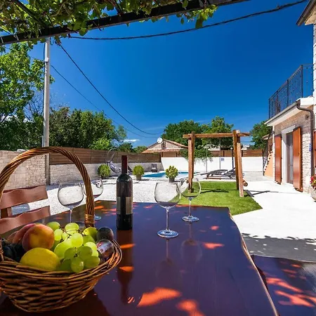 Apartamento In *